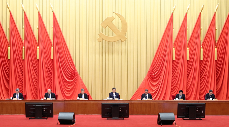 1月8日,中共中央总书记、国家主席、中央军委主席习近平在中国共产党第二十届中央纪律检查委员会第三次全体会议上发表重要讲话。李强、赵乐际、王沪宁、蔡奇、丁薛祥、李希出席会议。 1月8日,中共中央总书记、国家主席、中央军委主席习近平在中国共产党第二十届中央纪律检查委员会第三次全体会议上发表重要讲话。李强、赵乐际、王沪宁、蔡奇、丁薛祥、李希出席会议。